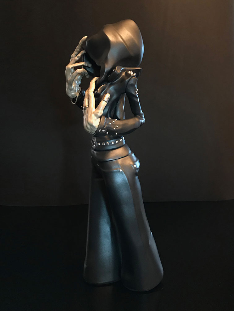 Obskure; SomeStrangeThings; Designer Toys; Toy Art; Barcelona; Strange Stuff; Some Strange Things; sculpt; Marcos Lorenzo; Goth; Punk; Barcelona