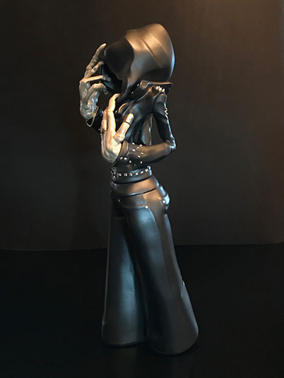 Obskure; SomeStrangeThings; Designer Toys; Toy Art; Barcelona; Strange Stuff; Some Strange Things; sculpt; Marcos Lorenzo; Goth; Punk; Barcelona