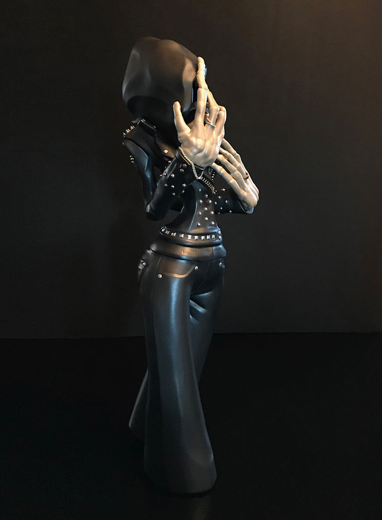 Obskure; SomeStrangeThings; Designer Toys; Toy Art; Barcelona; Strange Stuff; Some Strange Things; sculpt; Marcos Lorenzo; Goth; Punk; Barcelona