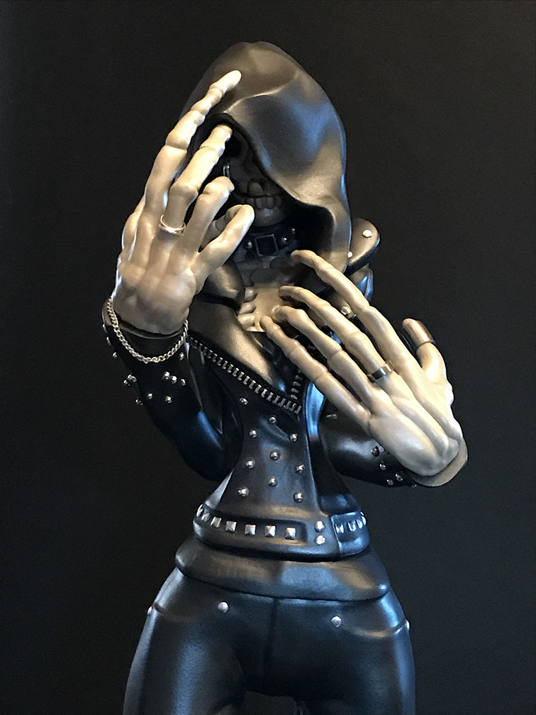 Obskure; SomeStrangeThings; Designer Toys; Toy Art; Barcelona; Strange Stuff; Some Strange Things; sculpt; Marcos Lorenzo; Goth; Punk; Barcelona