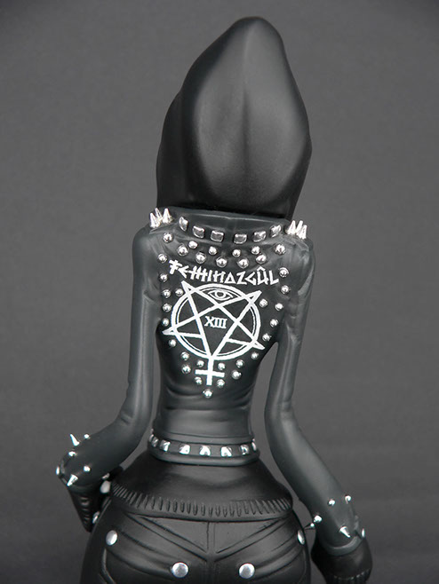 Obskure; SomeStrangeThings; Designer Toys; Toy Art; Barcelona; Strange Stuff; Some Strange Things; sculpt; Marcos Lorenzo; Goth; Punk; Barcelona