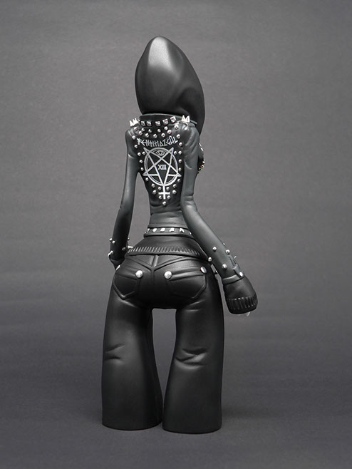 Obskure; SomeStrangeThings; Designer Toys; Toy Art; Barcelona; Strange Stuff; Some Strange Things; sculpt; Marcos Lorenzo; Goth; Punk; Barcelona