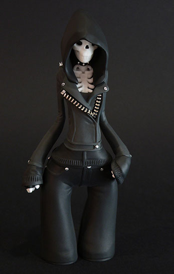 Obskure; SomeStrangeThings; Designer Toys; Toy Art; Barcelona; Strange Stuff; Some Strange Things; sculpt; Marcos Lorenzo; Goth; Punk; Barcelona