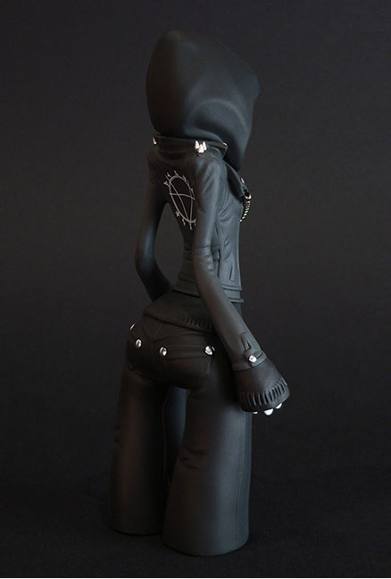 Obskure; SomeStrangeThings; Designer Toys; Toy Art; Barcelona; Strange Stuff; Some Strange Things; sculpt; Marcos Lorenzo; Goth; Punk; Barcelona