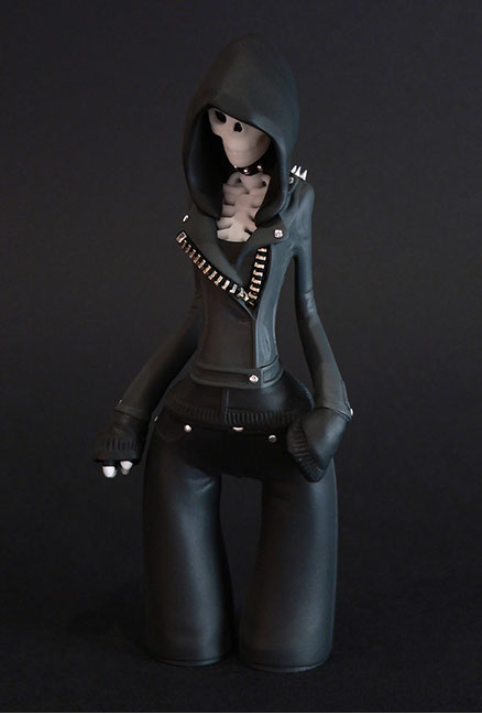 Obskure; SomeStrangeThings; Designer Toys; Toy Art; Barcelona; Strange Stuff; Some Strange Things; sculpt; Marcos Lorenzo; Goth; Punk; Barcelona