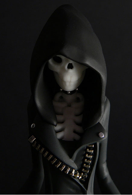 Obskure; SomeStrangeThings; Designer Toys; Toy Art; Barcelona; Strange Stuff; Some Strange Things; sculpt; Marcos Lorenzo; Goth; Punk; Barcelona