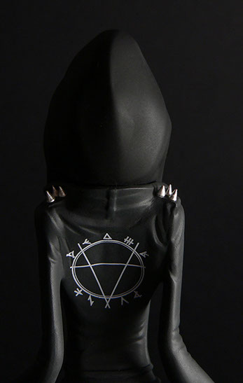 Obskure; SomeStrangeThings; Designer Toys; Toy Art; Barcelona; Strange Stuff; Some Strange Things; sculpt; Marcos Lorenzo; Goth; Punk; Barcelona