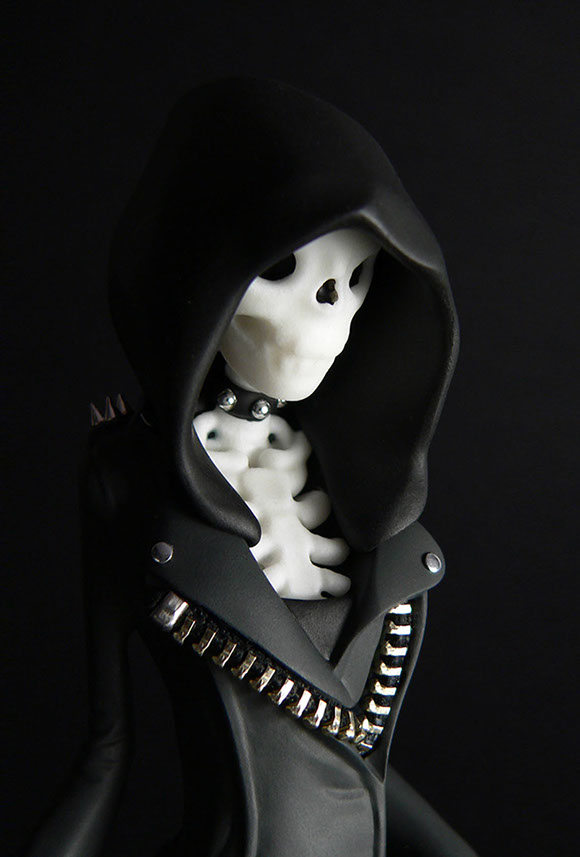 Obskure; SomeStrangeThings; Designer Toys; Toy Art; Barcelona; Strange Stuff; Some Strange Things; sculpt; Marcos Lorenzo; Goth; Punk; Barcelona