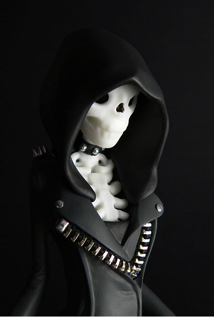 Obskure; SomeStrangeThings; Designer Toys; Toy Art; Barcelona; Strange Stuff; Some Strange Things; sculpt; Marcos Lorenzo; Goth; Punk; Barcelona