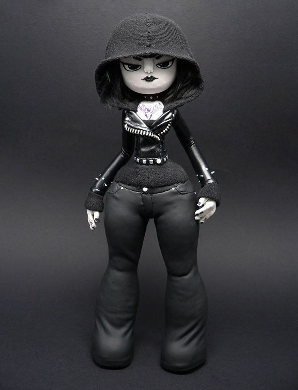 Obskure; SomeStrangeThings; Pussie Toys; Designer Toy; Toy Art; Barcelona; Some Strange Things; sculpt; Marcos Lorenzo; Barcelona; Clara Raurich