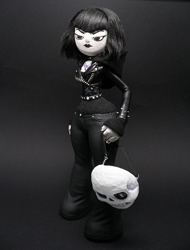 Obskure; SomeStrangeThings; Pussie Toys; Designer Toy; Toy Art; Barcelona; Some Strange Things; sculpt; Marcos Lorenzo; Barcelona; Clara Raurich