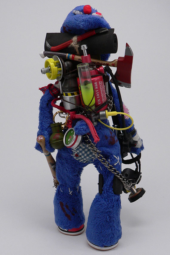 Groover; zombie; postapocalyptic; moppets; SomeStrangeThings; Designer Toys; Toy Art; Barcelona; Some Strange Things; sculpt; Marcos Lorenzo