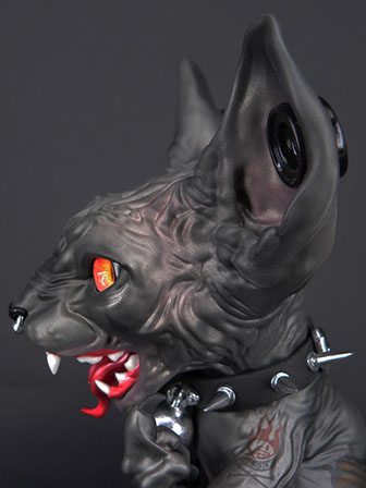 Sphynx; Maneki Neko;SomeStrangeThings; Designer Toys; Toy Art; Barcelona; Strange Stuff; Some Strange Things; sculpt; Marcos Lorenzo; Goth; Punk
