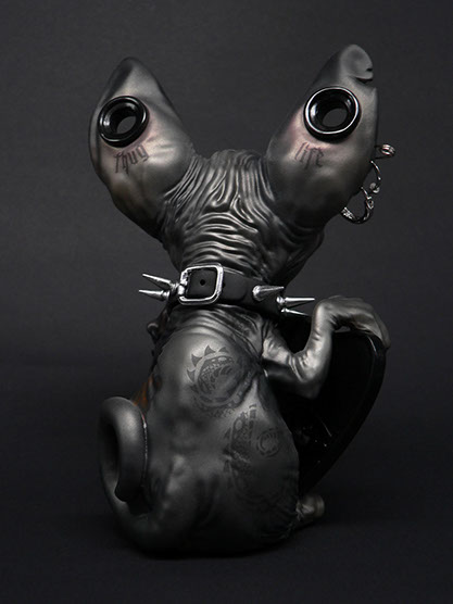 Sphynx; Maneki Neko;SomeStrangeThings; Designer Toys; Toy Art; Barcelona; Strange Stuff; Some Strange Things; sculpt; Marcos Lorenzo; Goth; Punk